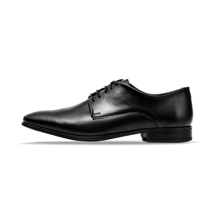 Polobotky James Black